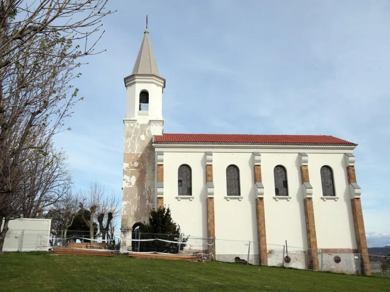 proyecto CAPILLA DE LA CADELLADA
